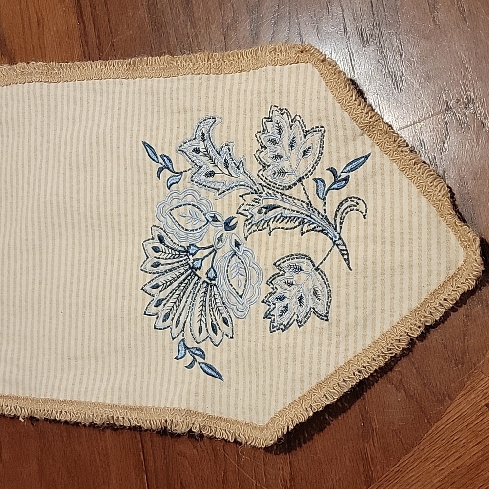Homewear Table Runner